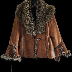 Donna Saylers Fabolous fur Jacket